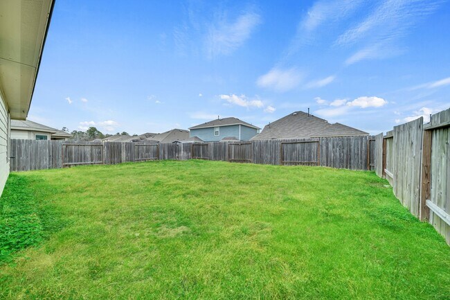 Building Photo - 17607 Longwood Trce Ln