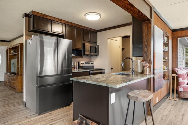 Building Photo - 287 Eden Ranch Dr