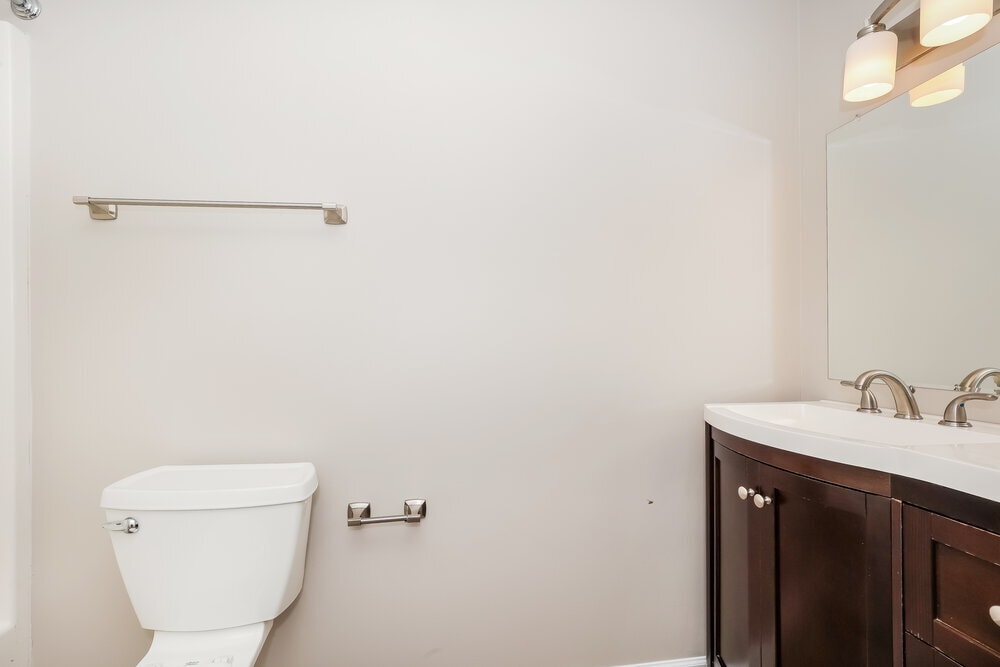 Building Photo - 1106 Gardendale Dr