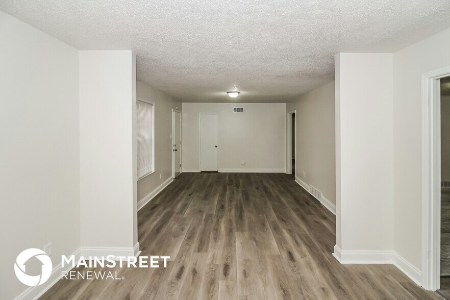 Building Photo - 3621 Mozelle St