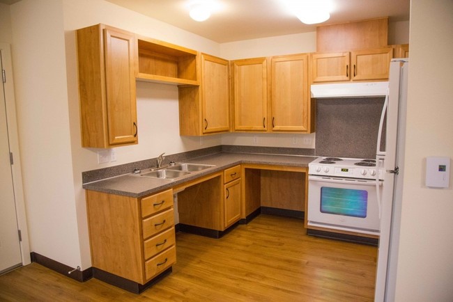 Interior Photo - Bascom Village I