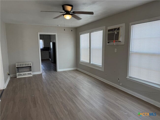 Building Photo - 212 S 26th St