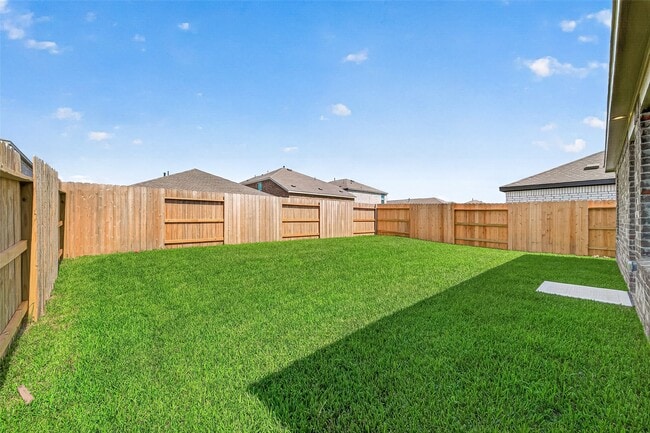 Building Photo - 16846 Spotted Oak Dr