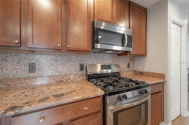 Building Photo - 10248 Woodford Bridge St