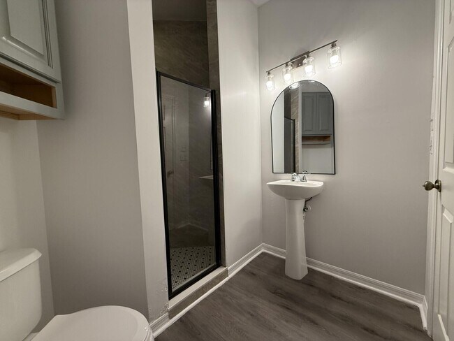 Building Photo - 9833 Perfect Dr