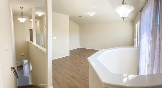 Building Photo - Available NOW!!!! Lovely 2 story home located in  Killeen, minutes from Ft. Cavazos, Hospitals an...