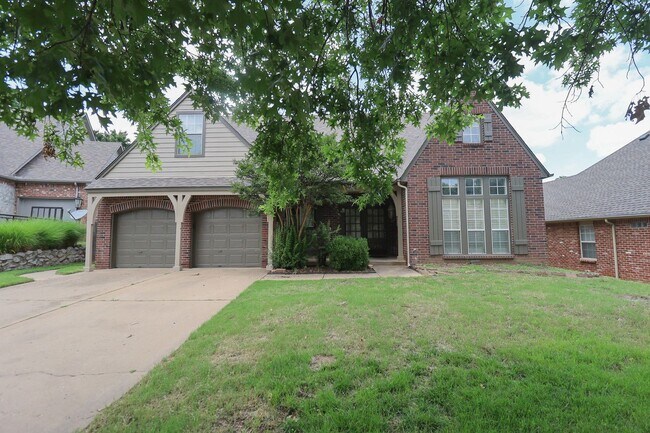 Building Photo - Huge, Gorgeous South Tulsa home ready for move in 05/15/2025