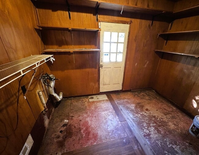 Building Photo - 3829 Guernsey Ave