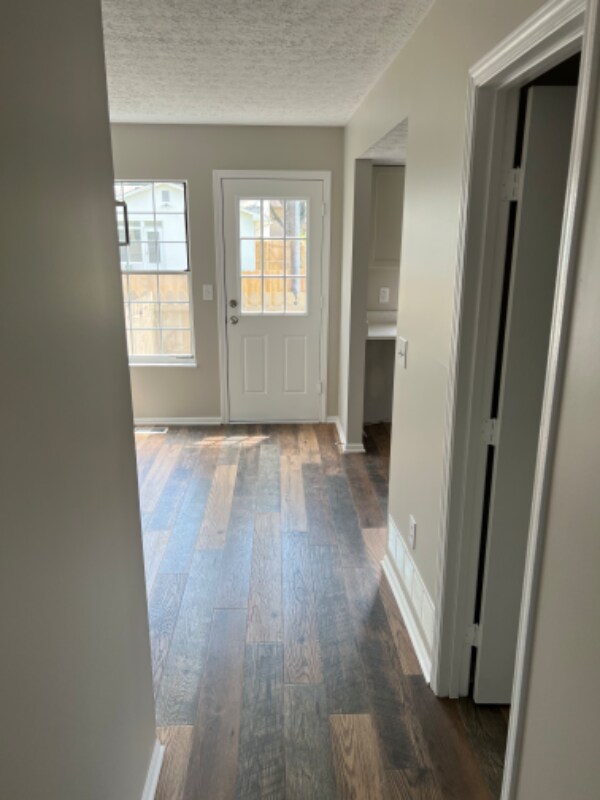 Building Photo - 5088 Dalmeny Ct