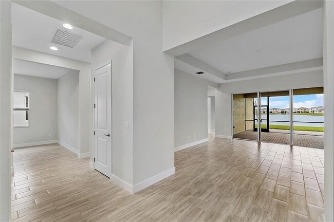Building Photo - 5218 Liberty Ln