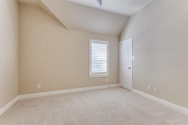 Building Photo - 8705 Verona Dr