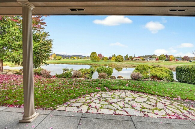 Building Photo - 460 Robert Trent Jones Blvd