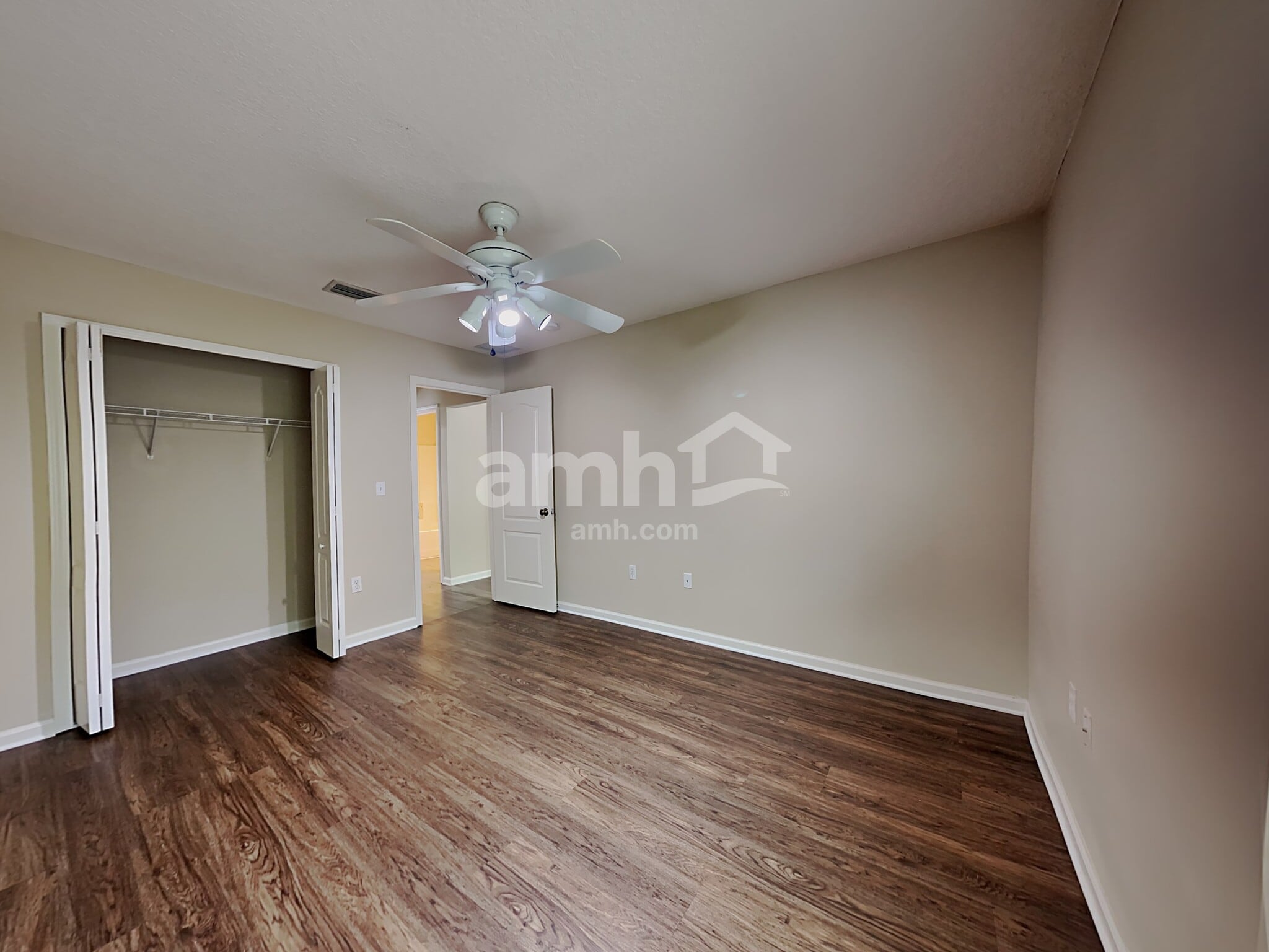Building Photo - 6732 Gentle Oaks Dr