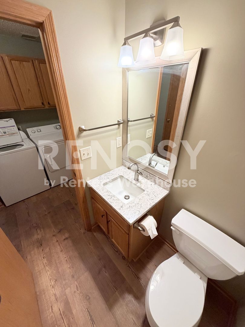 Building Photo - 1579 Serenity Ln