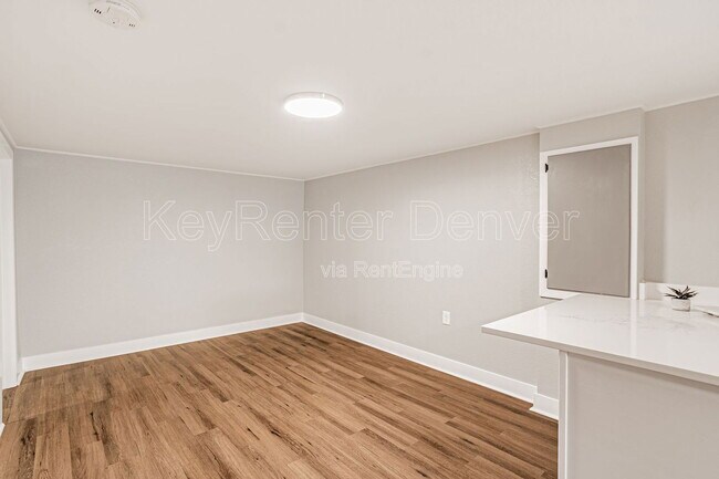 Building Photo - 6636 Depew St