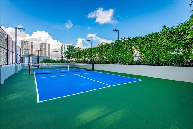 Building Photo - 1400 Biscayne Blvd