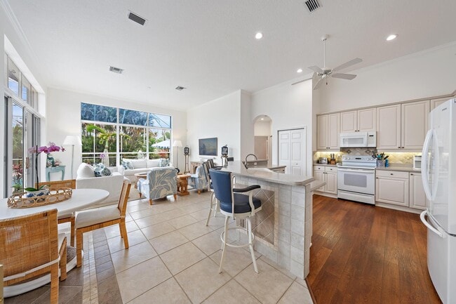 Building Photo - 9907 SE Osprey Pointe Dr