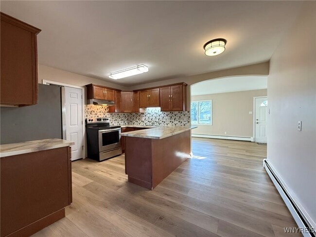 Building Photo - 107 Revere Rd