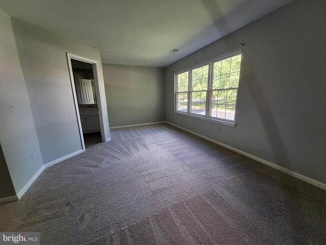 Building Photo - 203 Fernwood Pl