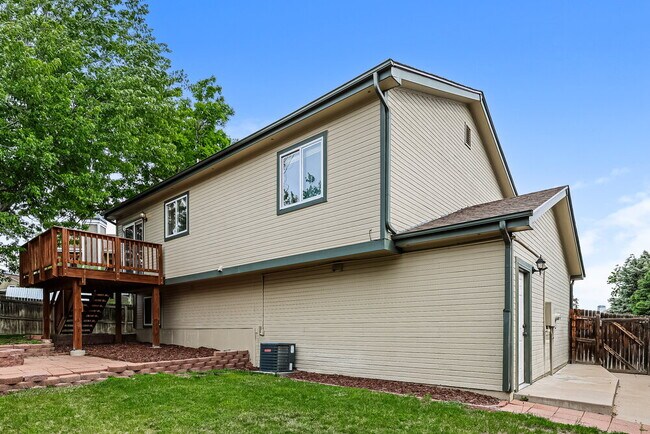 Building Photo - 16296 Beauty Bush Pl
