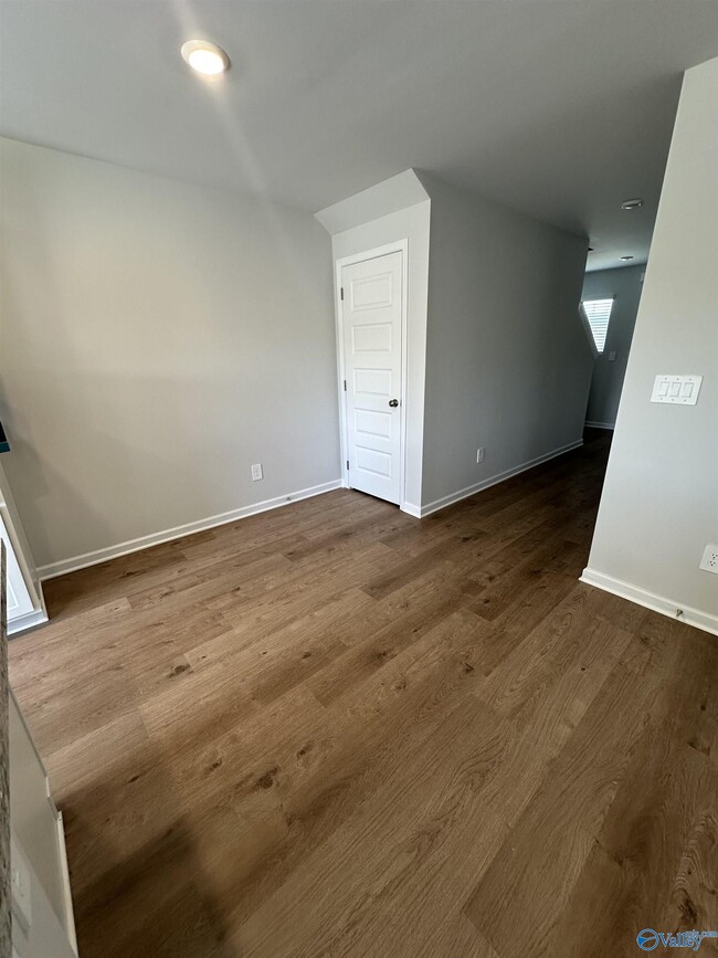 Building Photo - 4113 Hudson Ct SW