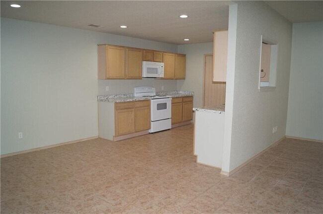 Building Photo - 67 Dakota Trail