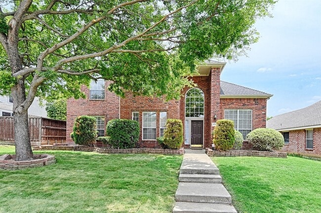 Primary Photo - 9701 Thorncliff Dr