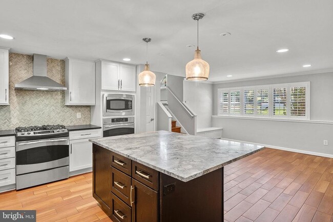 Building Photo - 604 Goucher Blvd