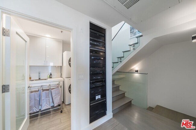 Building Photo - 26508 Latigo Shore Dr