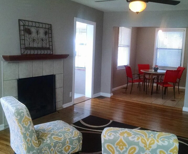 Building Photo - 1818 3rd St