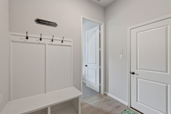 Building Photo - 22435 Sawmill Pass Ln