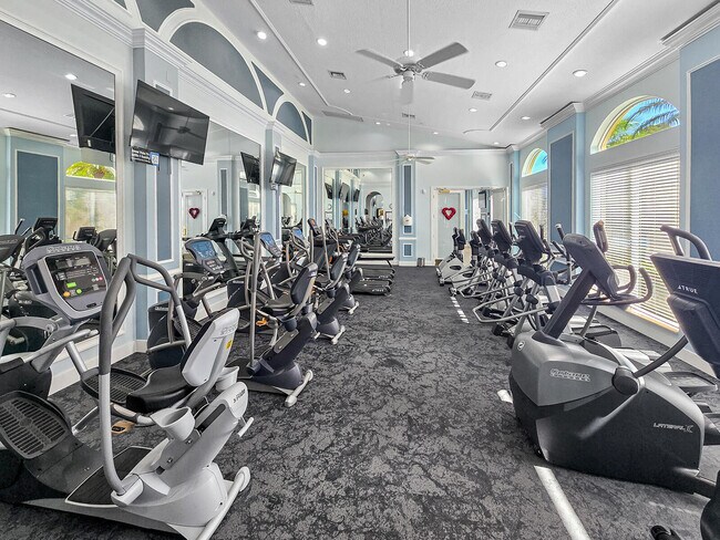 Building Photo - 5058 Glenville Dr