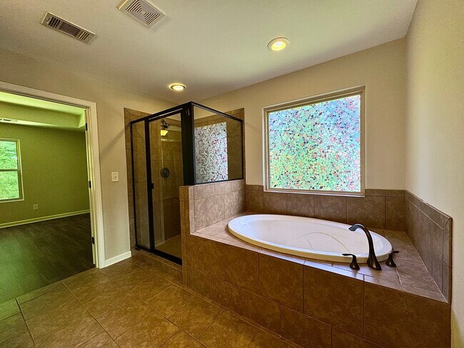 Master Bath 2 - 8245 Archie Way