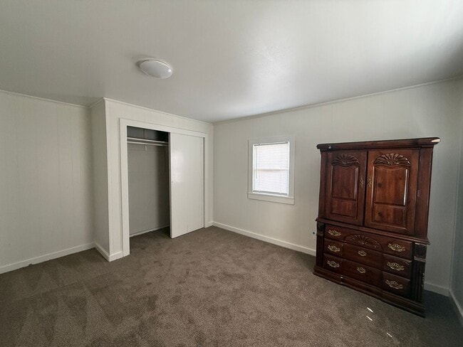 Building Photo - Sapulpa 3 bedroom 2 Bath