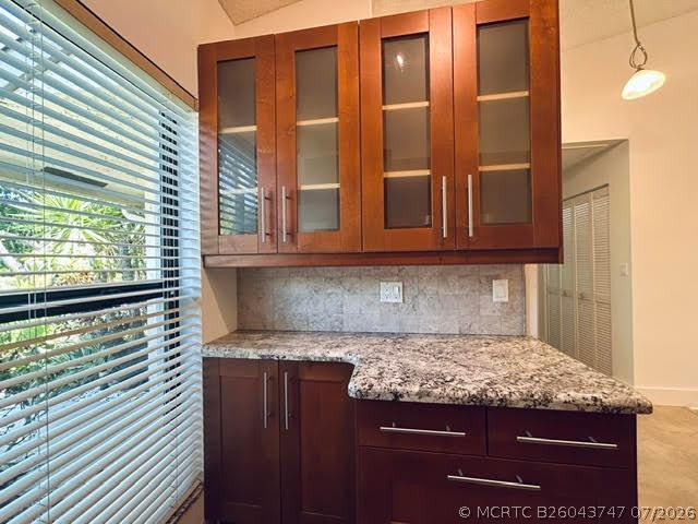 Building Photo - 3054 S Oakland Forest Dr