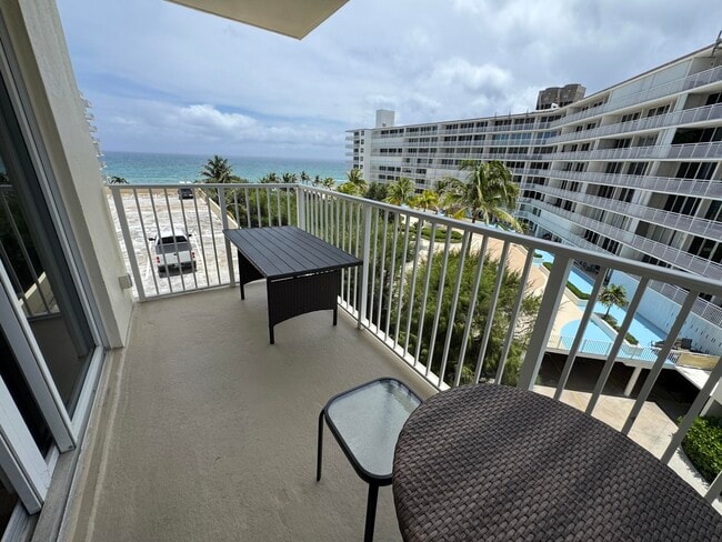 Building Photo - 3540 S Ocean Blvd