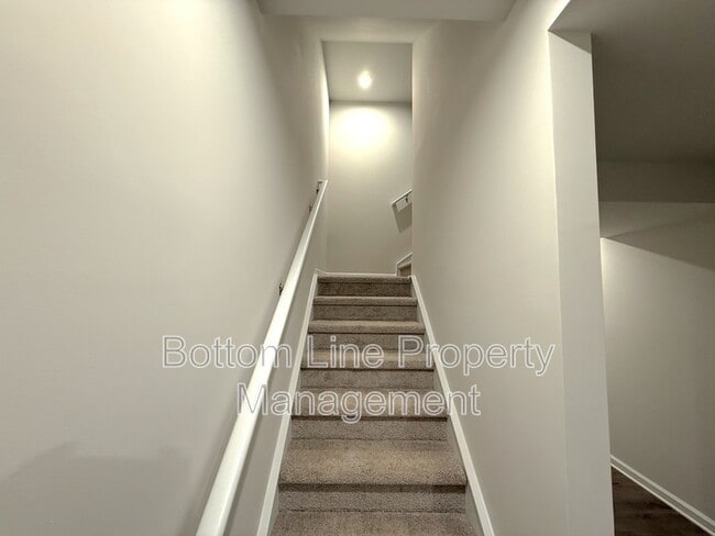 Building Photo - 7133 Capstan Ter