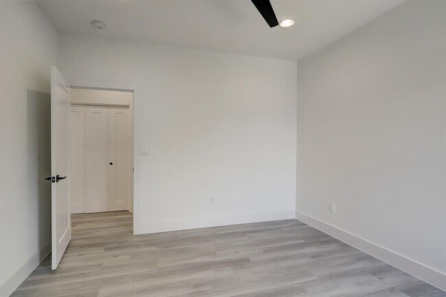 Building Photo - 4304 Sondick Ct