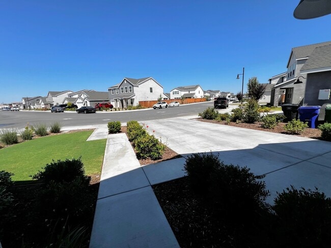 Building Photo - 3426 Brk Grv Ln