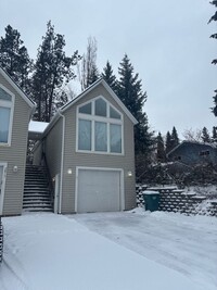 Building Photo - Townhome in CDA!