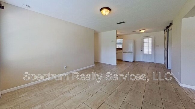 Building Photo - 399 Toccoa Rd