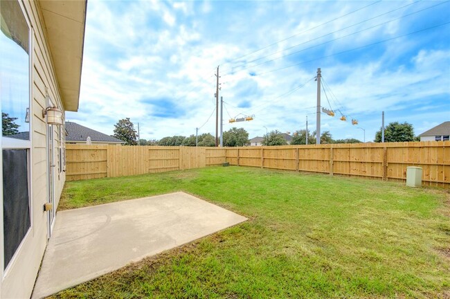 Building Photo - 7423 Tonsley Springs Dr