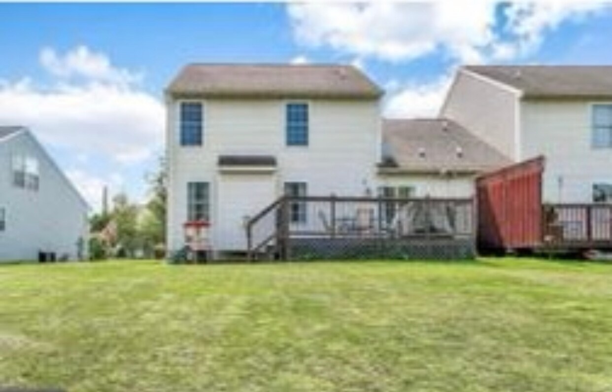 Building Photo - 126 Michigan Dr