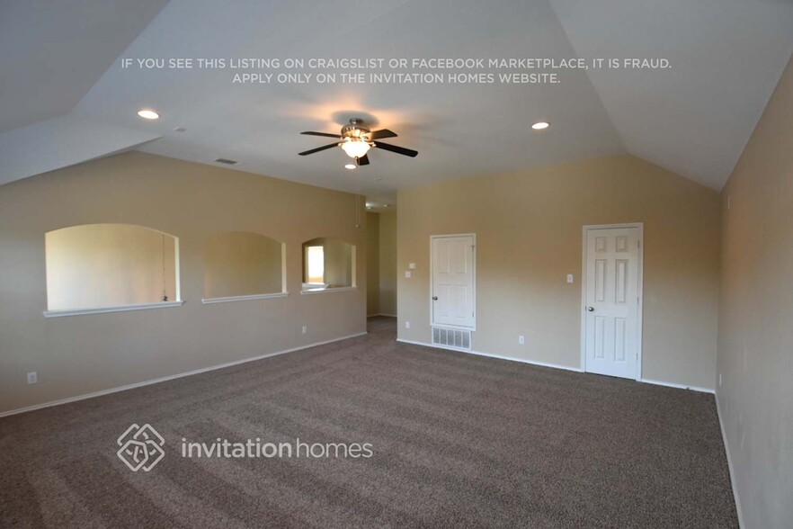 Building Photo - 9156 Brook Hill Ln