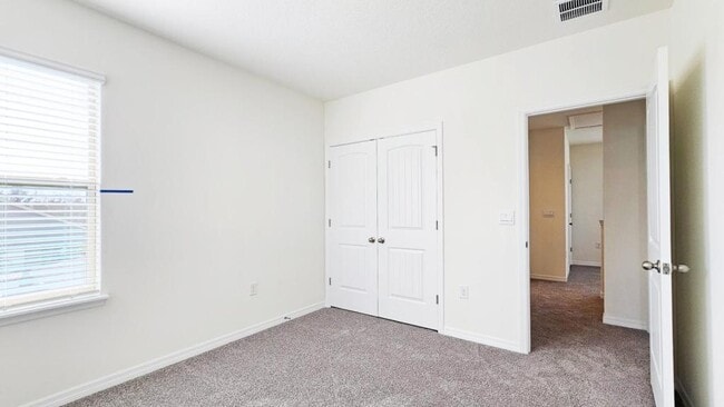 Building Photo - 16013 Rdg Hvn Aly