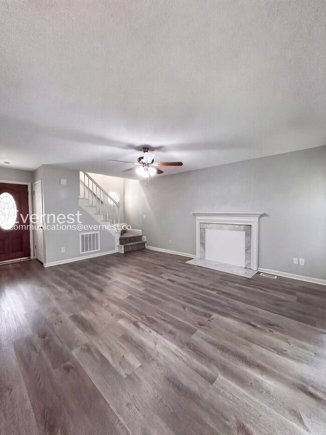 Building Photo - 1356 Mistletoe Ridge Pl NW