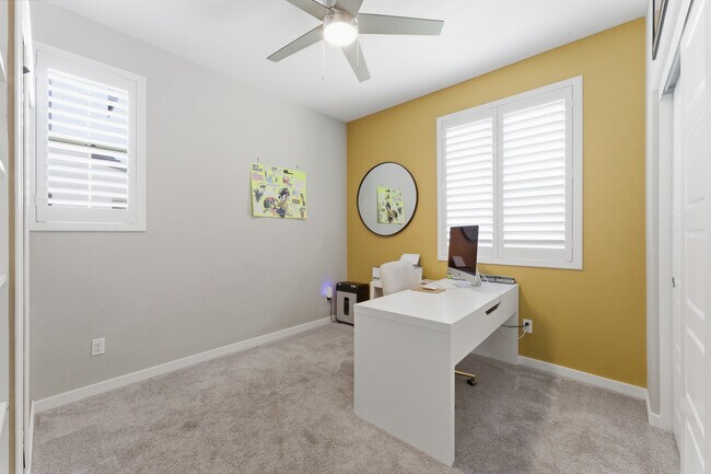 Building Photo - 31110 Bay Horse Way
