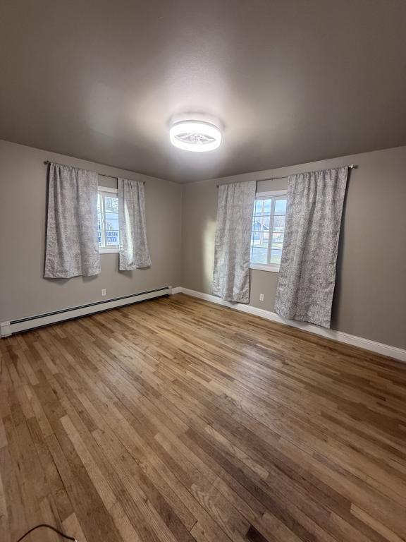 Building Photo - 1934 Crest St