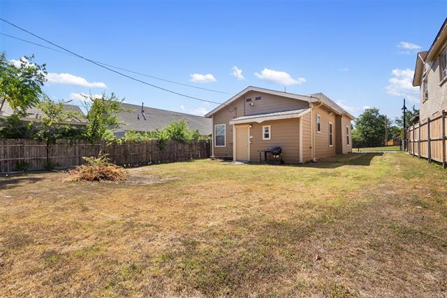 Building Photo - 1235 E Leuda St
