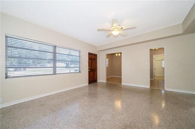 Building Photo - 3504 Lake Margaret Dr